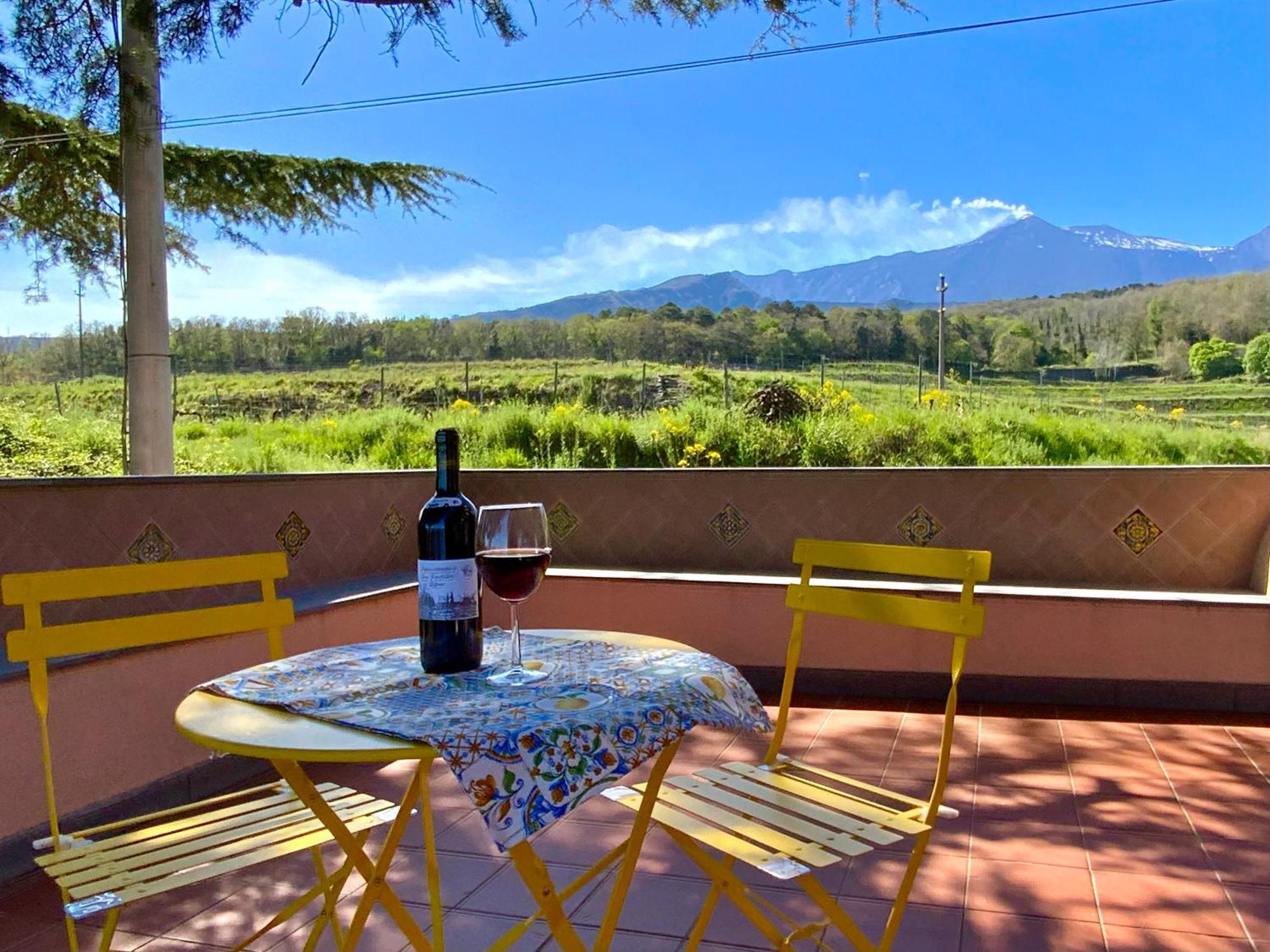 Tenuta Kiwi Dell'Etna Міло Екстер'єр фото